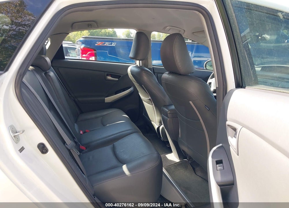 2011 TOYOTA PRIUS TWO VIN: JTDKN3DU6B1441542