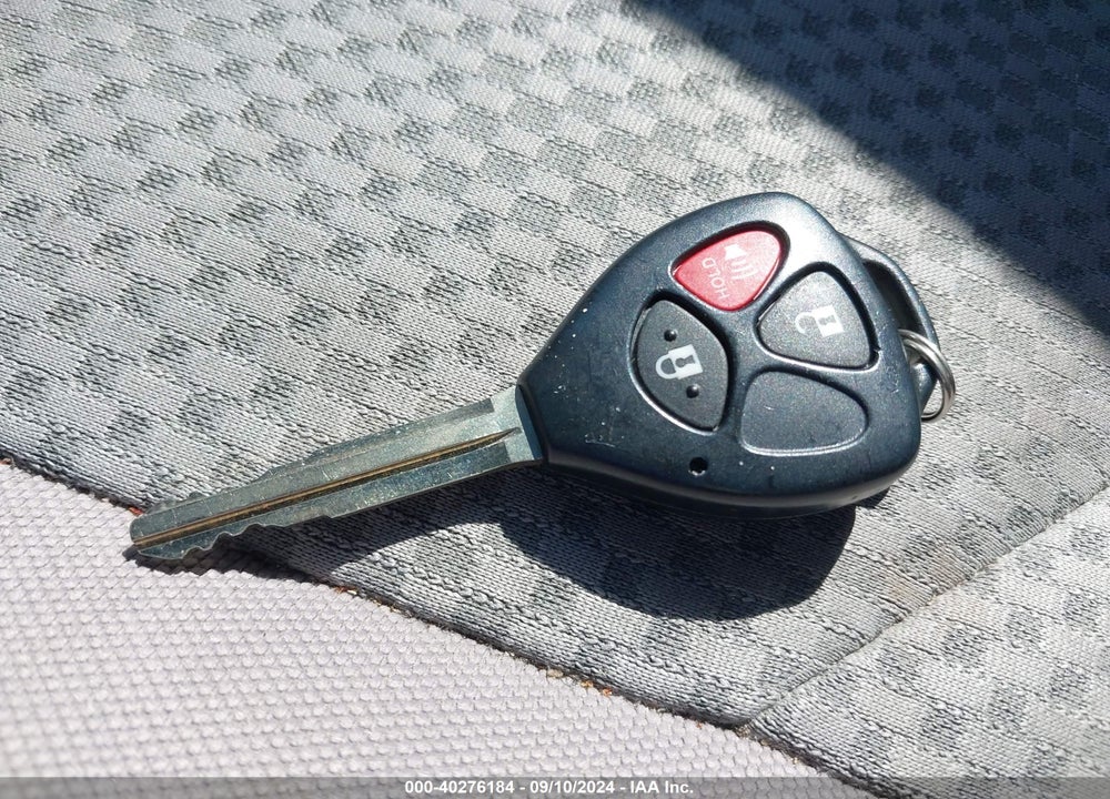 2008 TOYOTA RAV4 VIN: JTMBD33VX86078106