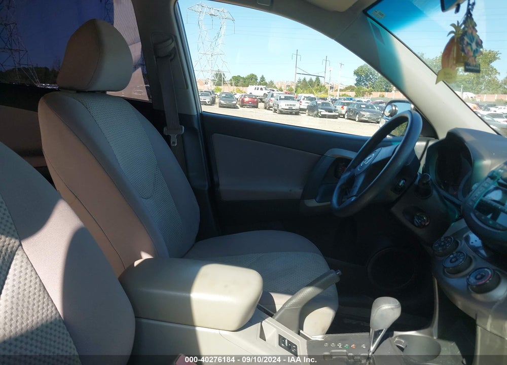 2008 TOYOTA RAV4 VIN: JTMBD33VX86078106