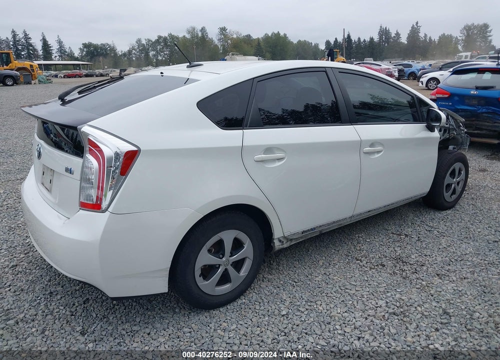 2012 TOYOTA PRIUS FOUR VIN: JTDKN3DUXC1498263