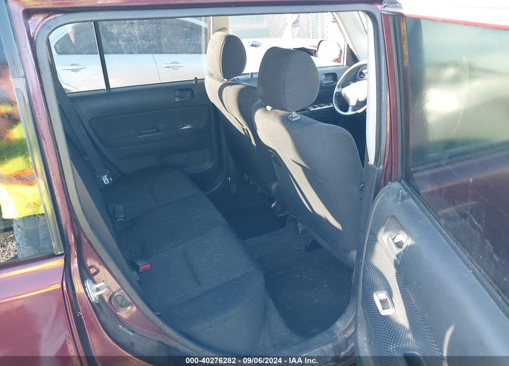 2006 SCION XB VIN: JTLKT334164038584