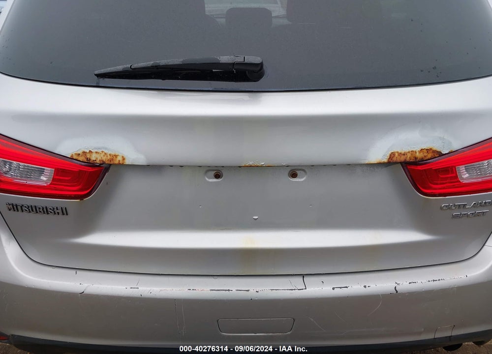 2013 MITSUBISHI OUTLANDER SPORT ES VIN: 4A4AR3AUXDE018181