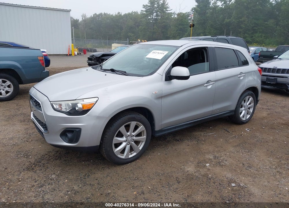 2013 MITSUBISHI OUTLANDER SPORT ES VIN: 4A4AR3AUXDE018181