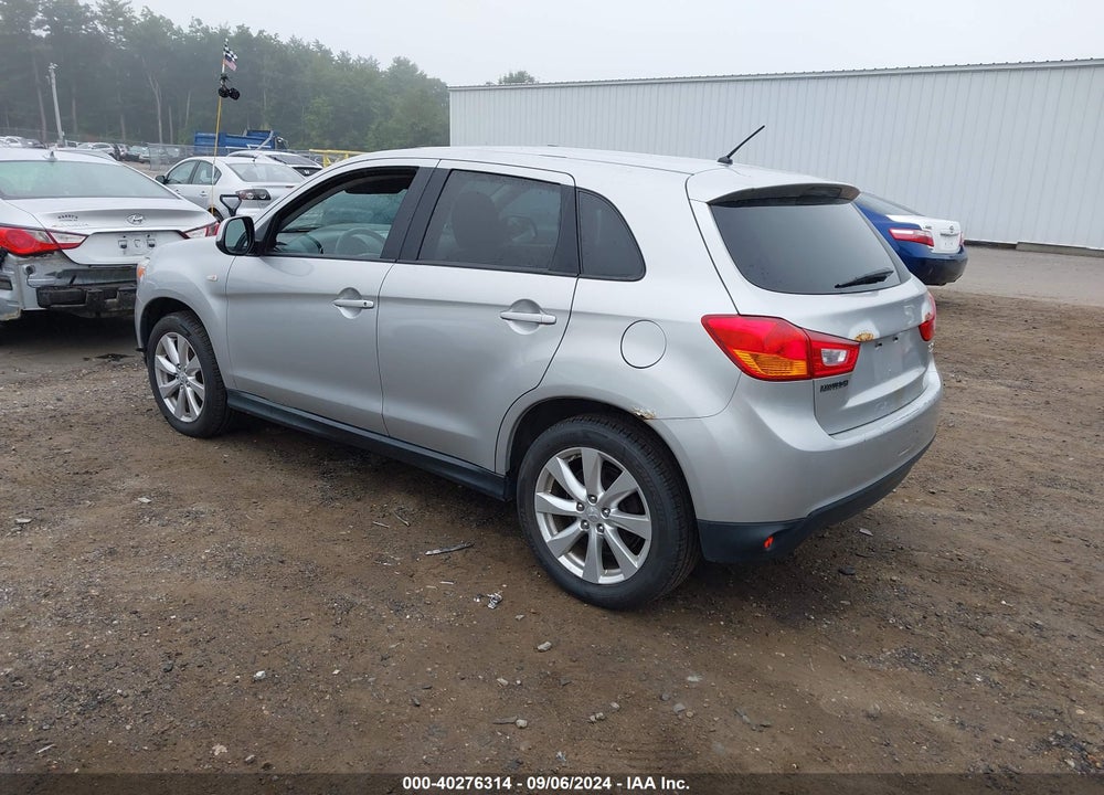 2013 MITSUBISHI OUTLANDER SPORT ES VIN: 4A4AR3AUXDE018181