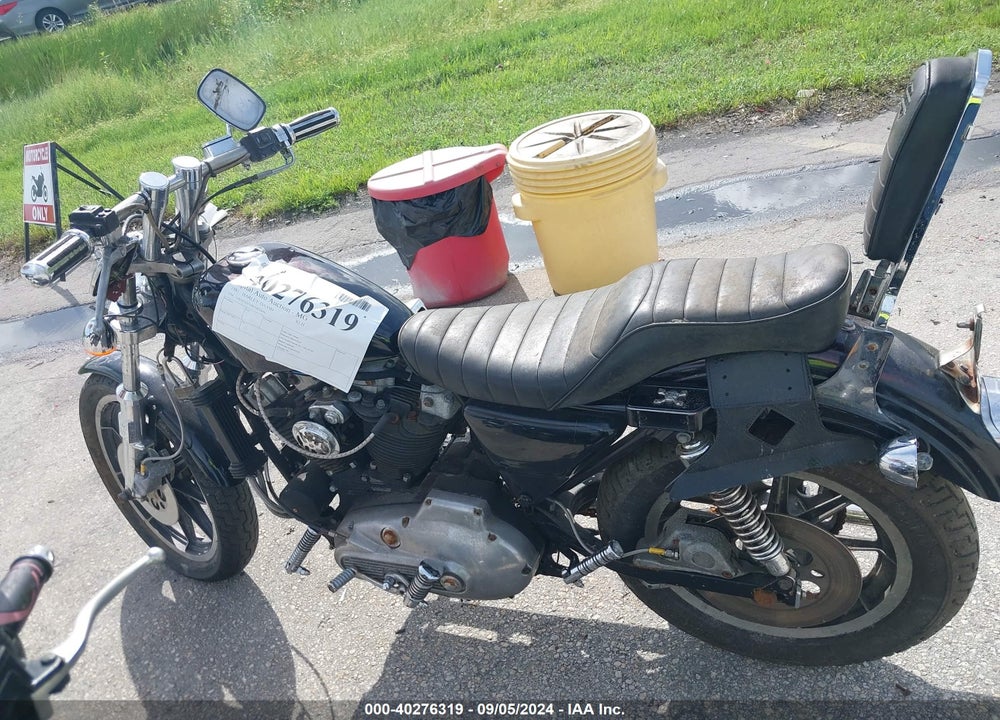 1981 HARLEY-DAVIDSON XLH VIN: 1HD1CAH10BY052844