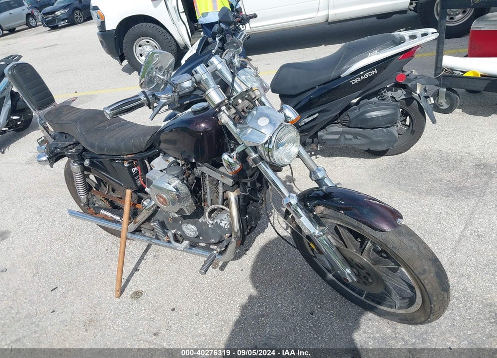 1981 HARLEY-DAVIDSON XLH VIN: 1HD1CAH10BY052844