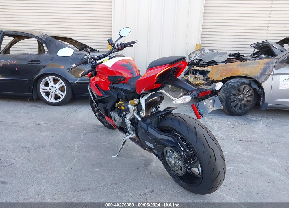 2023 DUCATI STREETFIGHTER V2 VIN: ZDMFAKYW0PB005388