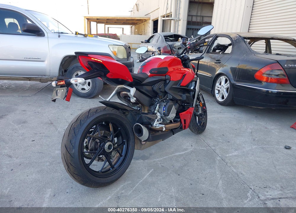 2023 DUCATI STREETFIGHTER V2 VIN: ZDMFAKYW0PB005388