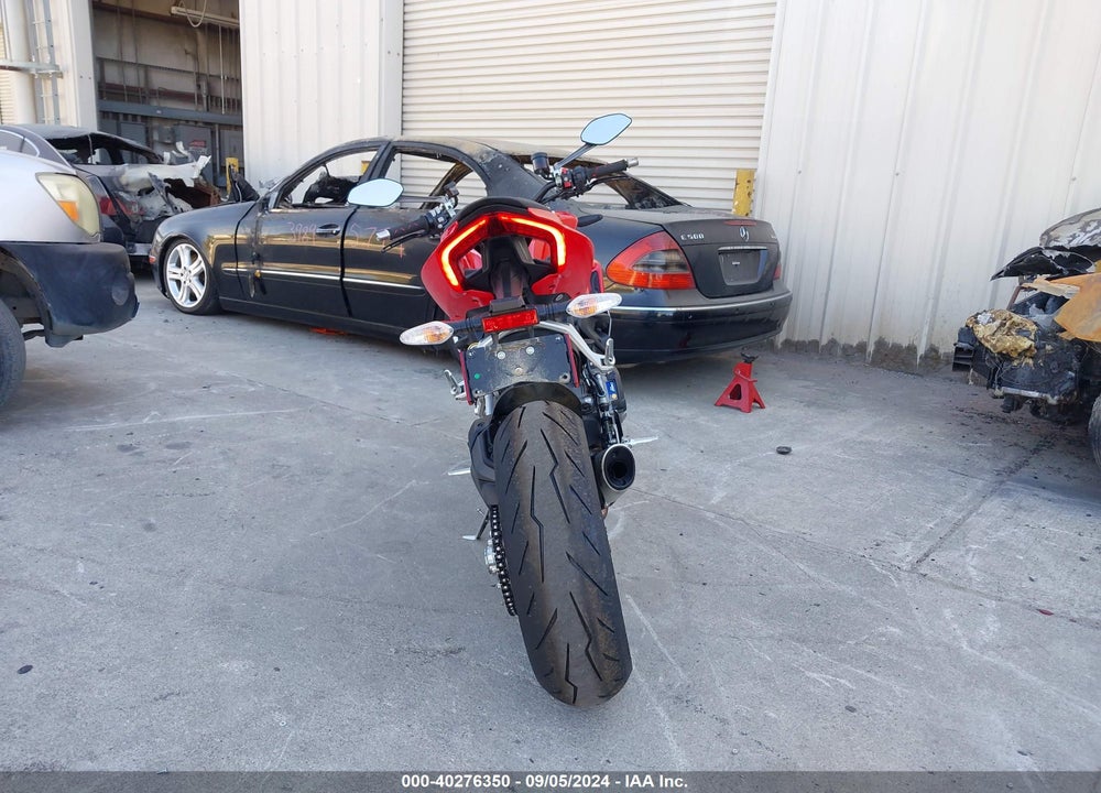 2023 DUCATI STREETFIGHTER V2 VIN: ZDMFAKYW0PB005388