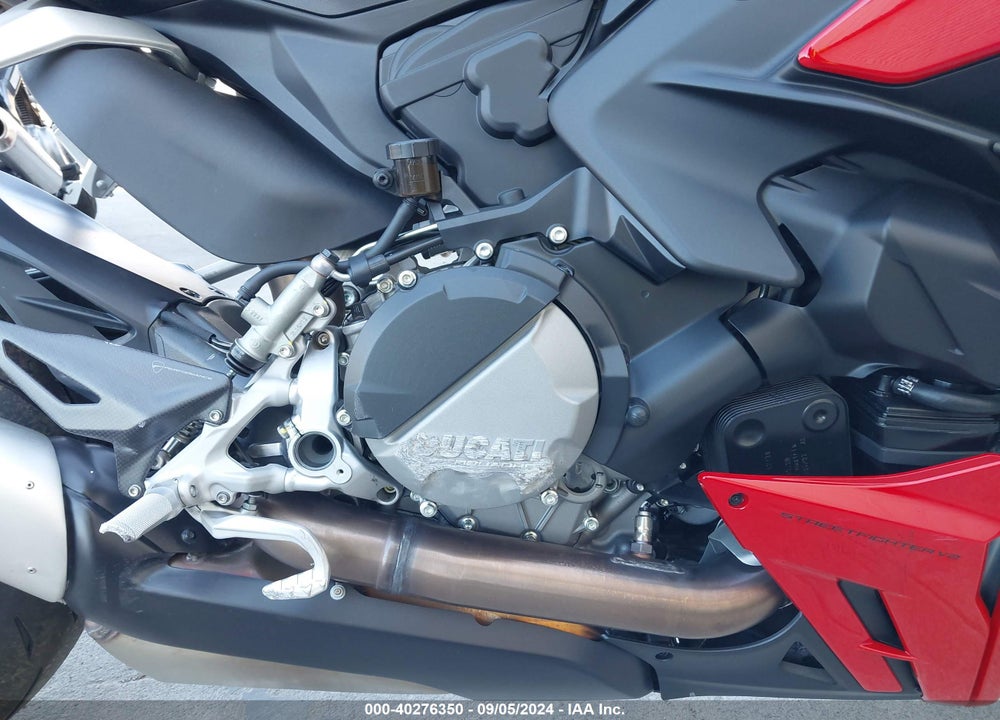 2023 DUCATI STREETFIGHTER V2 VIN: ZDMFAKYW0PB005388