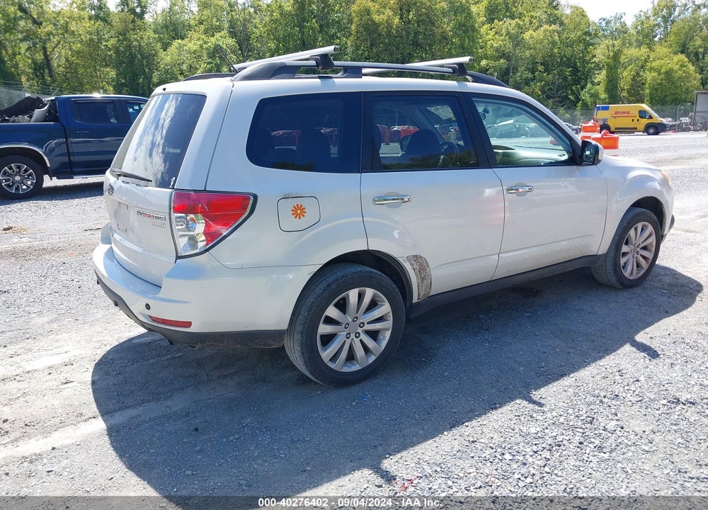 2011 SUBARU FORESTER 2.5X PREMIUM VIN: JF2SHACC2BH717230