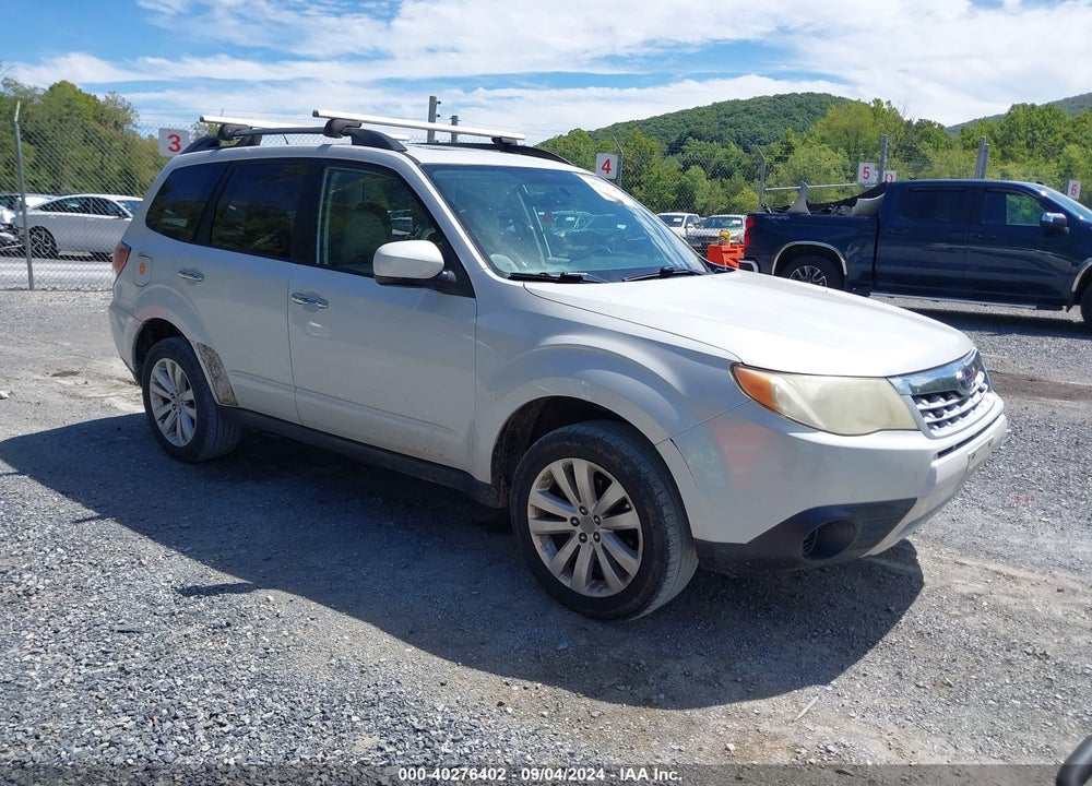 2011 SUBARU FORESTER 2.5X PREMIUM VIN: JF2SHACC2BH717230