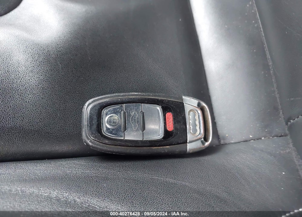 2013 AUDI S4 3.0T PREMIUM PLUS VIN: WAUKGAFL5DA219402