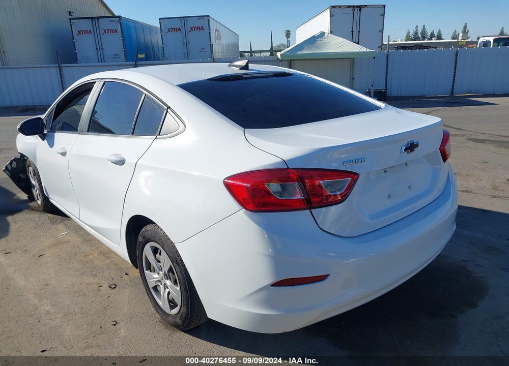 2018 CHEVROLET CRUZE LS AUTO VIN: 1G1BC5SM1J7238695