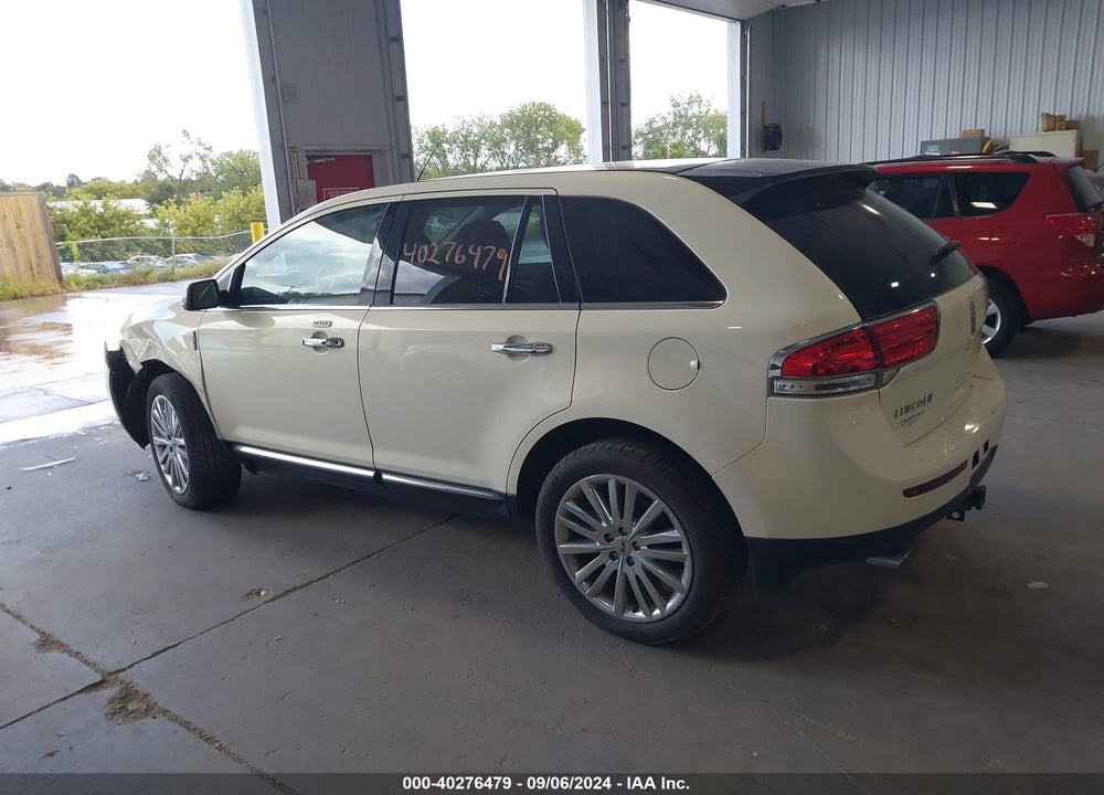 2013 LINCOLN MKX VIN: 2LMDJ8JK3DBL42124