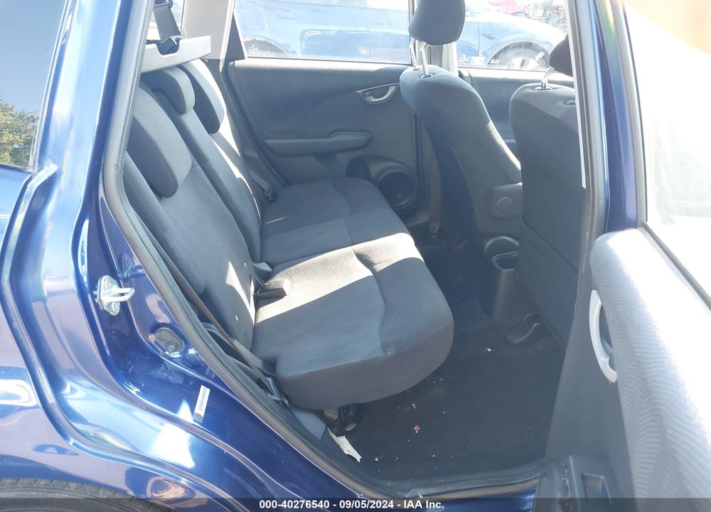 2011 HONDA FIT SPORT VIN: JHMGE8H51BC020367