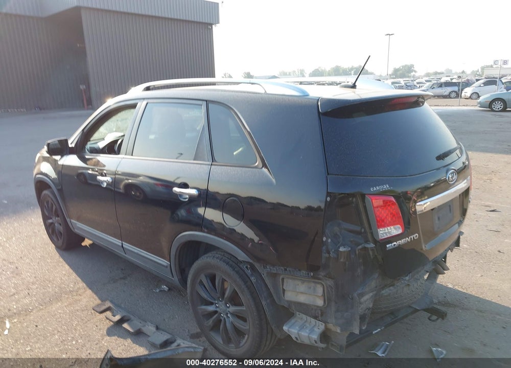 2011 KIA SORENTO EX V6 VIN: 5XYKU4A27BG132187