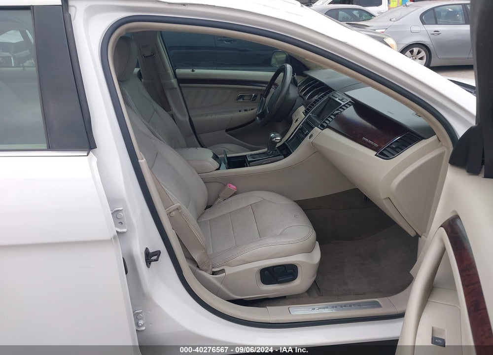 2010 FORD TAURUS LIMITED VIN: 1FAHP2FW5AG127458