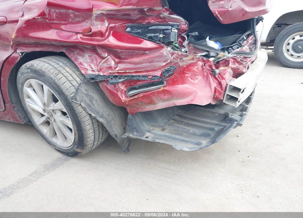 2021 TOYOTA CAMRY LE VIN: 4T1C11AKXMU442780
