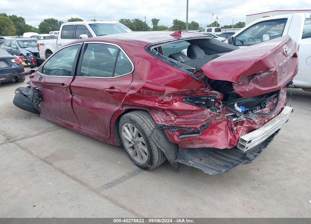 2021 TOYOTA CAMRY LE VIN: 4T1C11AKXMU442780