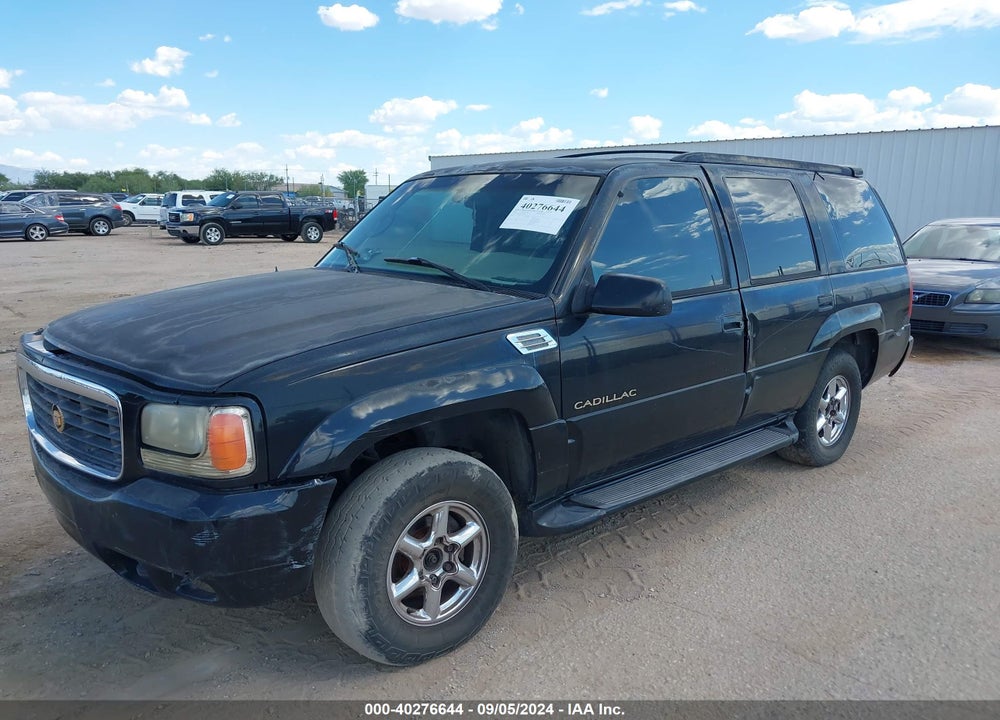 2000 CADILLAC ESCALADE STANDARD VIN: 1GYEK63R1YR216177