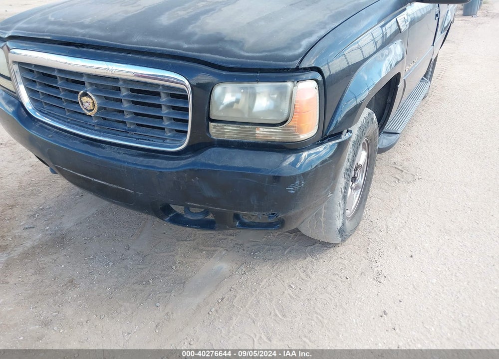 2000 CADILLAC ESCALADE STANDARD VIN: 1GYEK63R1YR216177