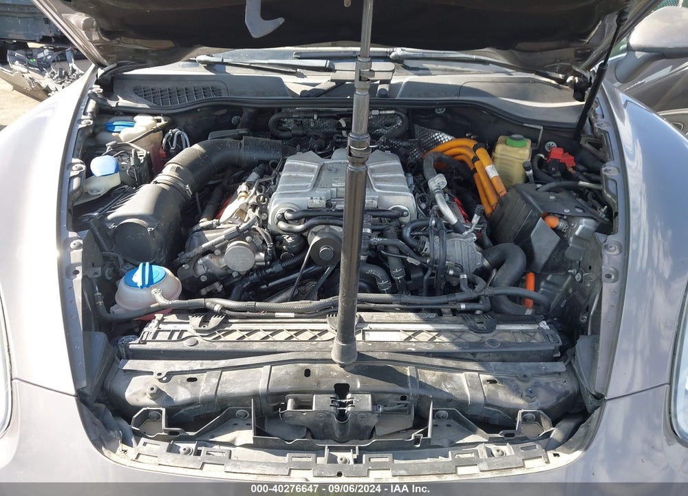 2014 PORSCHE CAYENNE HYBRID S VIN: WP1AE2A2XELA51429