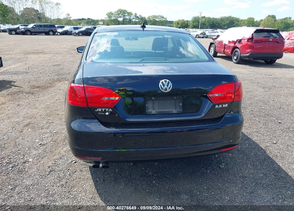 2013 VOLKSWAGEN JETTA 2.5L SE VIN: 3VWDP7AJ3DM422860