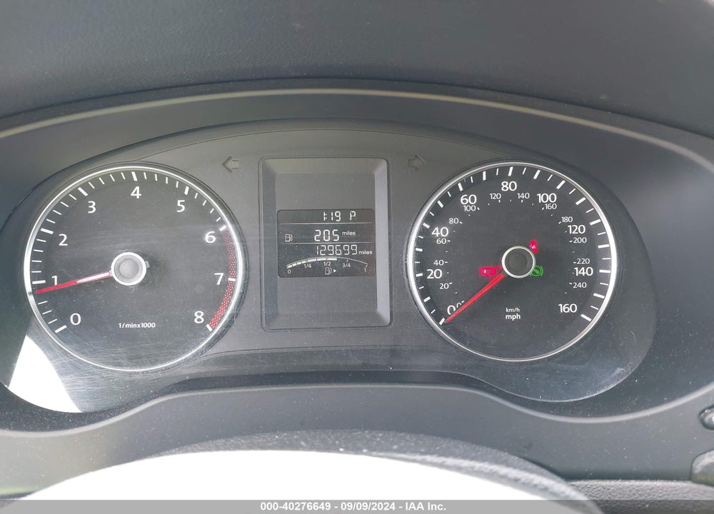 2013 VOLKSWAGEN JETTA 2.5L SE VIN: 3VWDP7AJ3DM422860