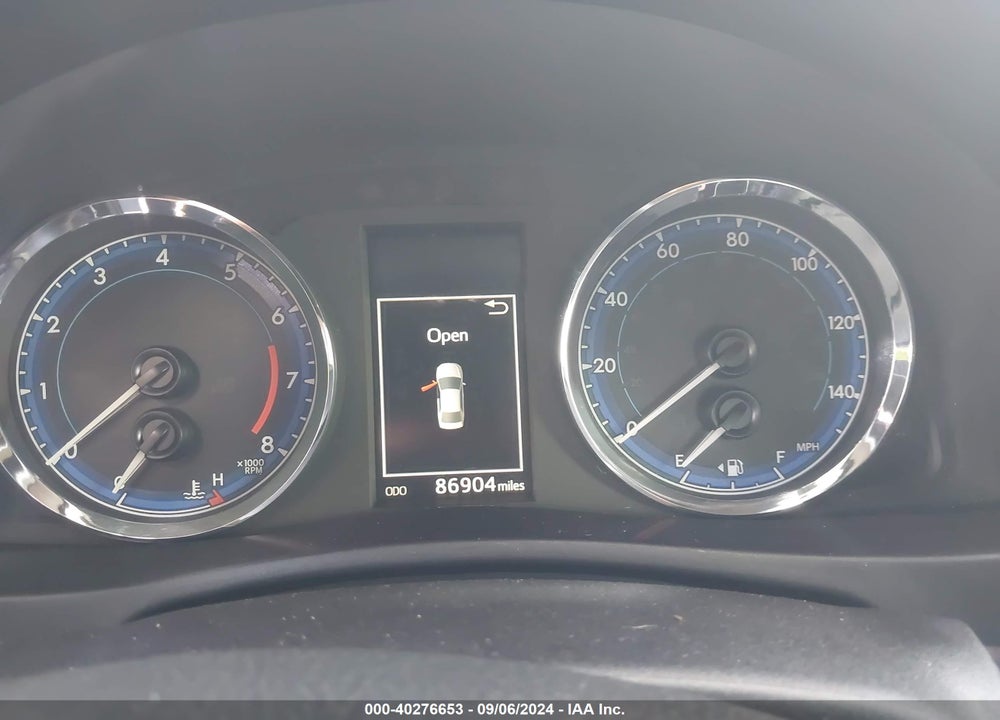2017 TOYOTA COROLLA SE VIN: 5YFBURHE9HP596048