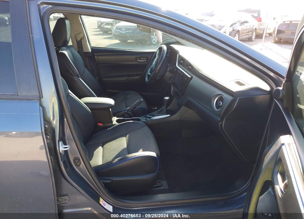 2017 TOYOTA COROLLA SE VIN: 5YFBURHE9HP596048