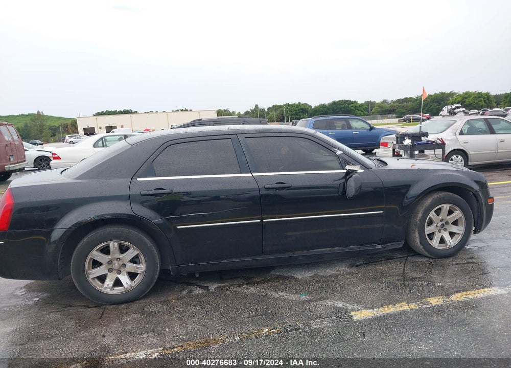 2007 CHRYSLER 300 TOURING VIN: 2C3KA53G17H868546