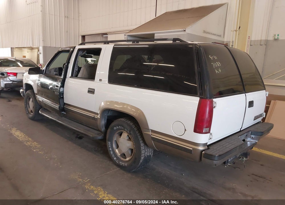 1999 CHEVROLET SUBURBAN 1500 LT VIN: 3GNFK16R4XG239399