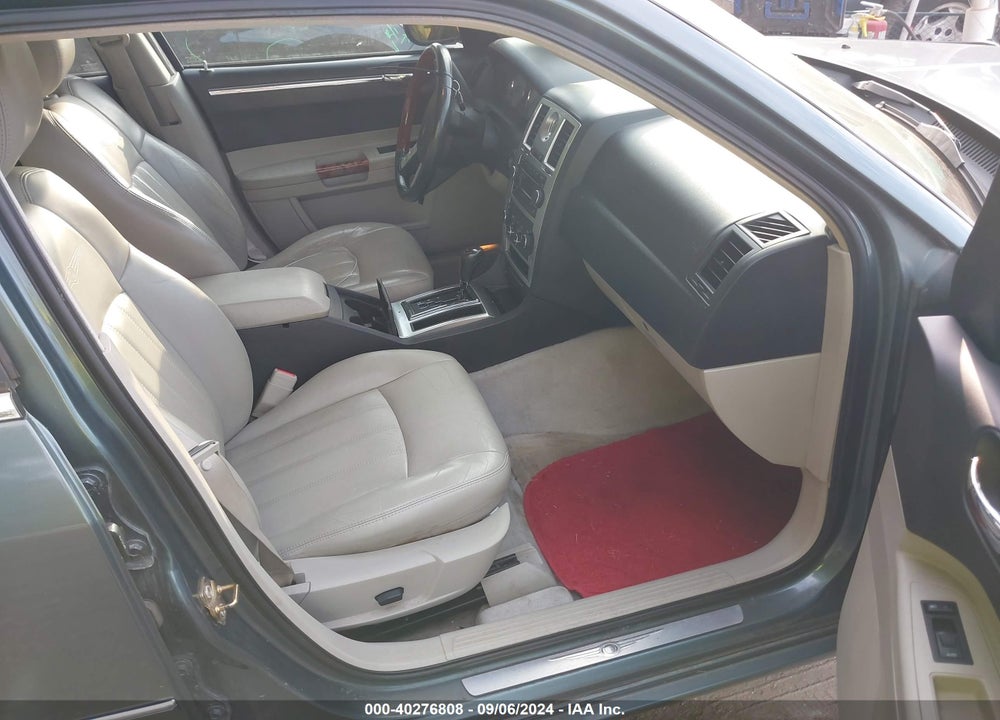 2005 CHRYSLER 300C VIN: 2C3JA63H75H105373