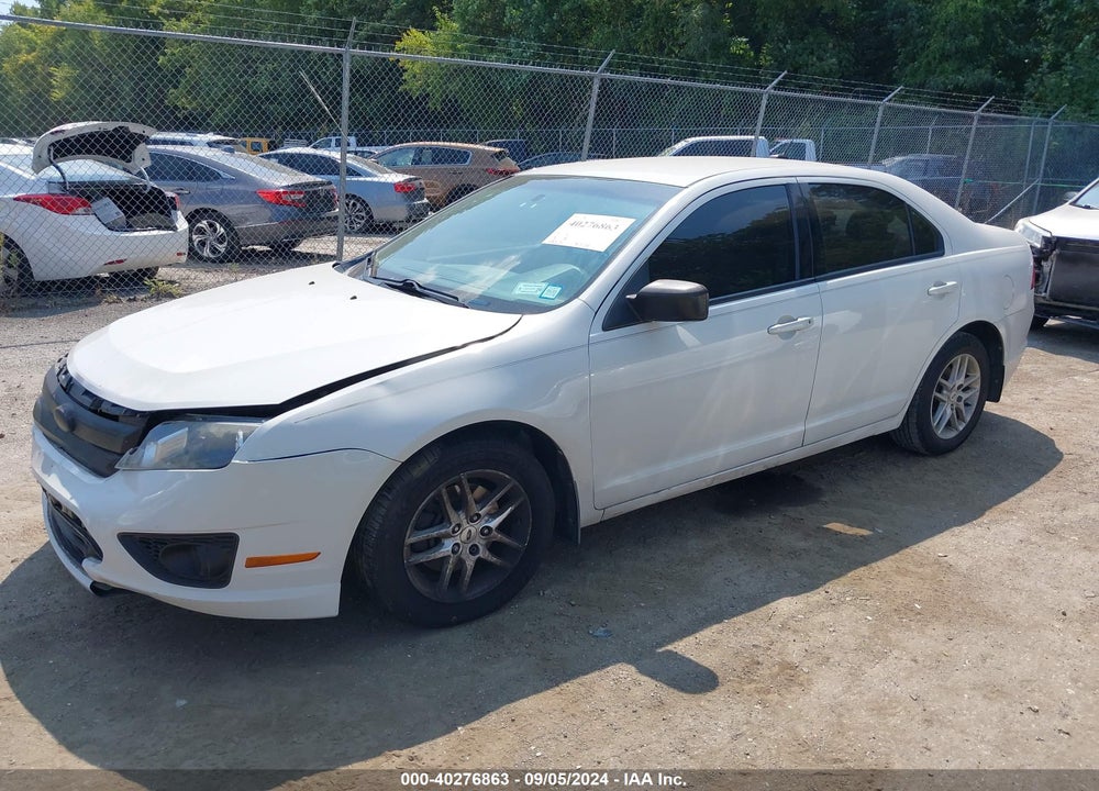 2010 FORD FUSION S VIN: 3FAHP0GA5AR180581