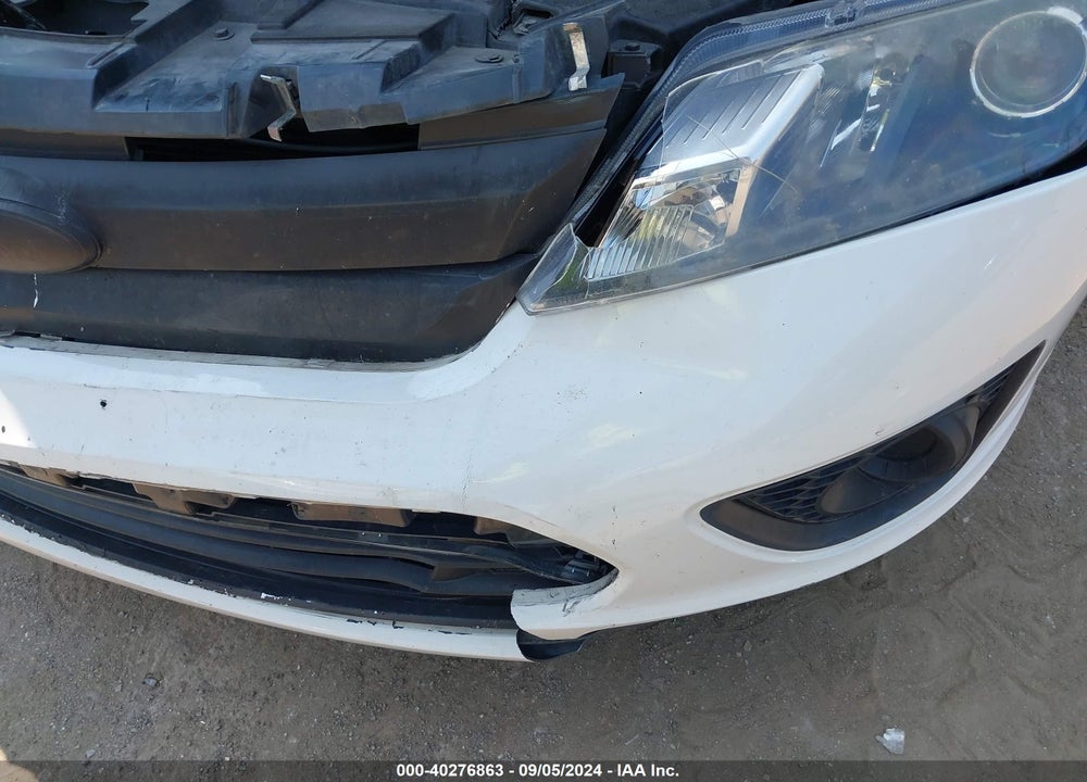 2010 FORD FUSION S VIN: 3FAHP0GA5AR180581