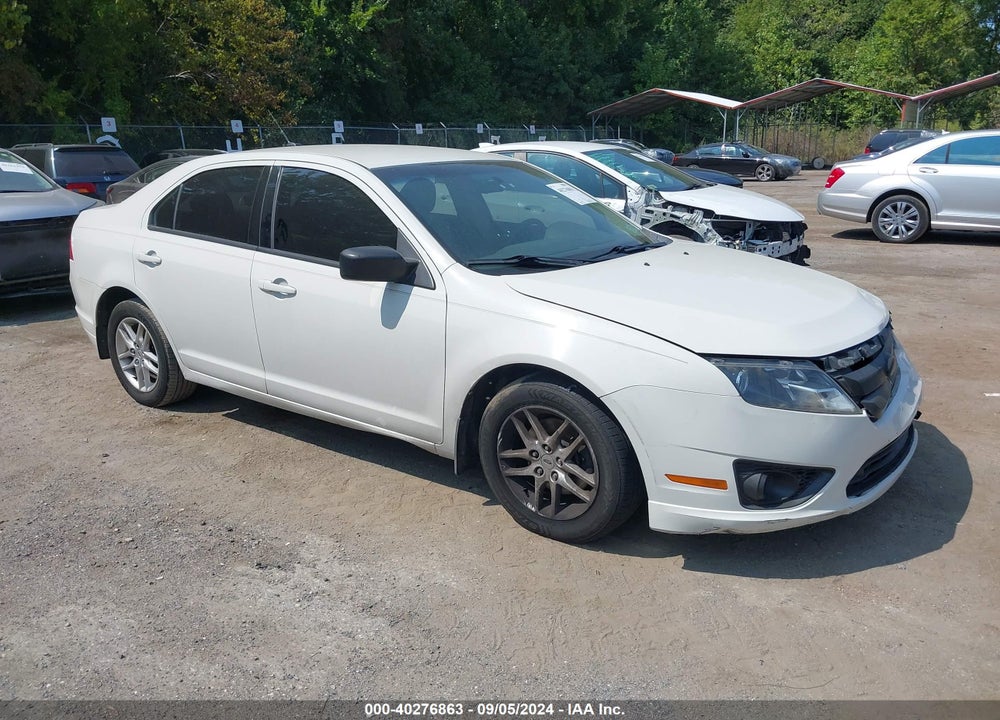2010 FORD FUSION S VIN: 3FAHP0GA5AR180581