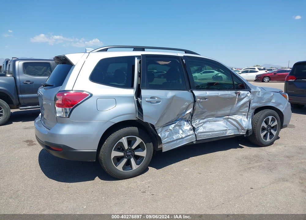 2018 SUBARU FORESTER 2.5I PREMIUM VIN: JF2SJAGC5JH608936