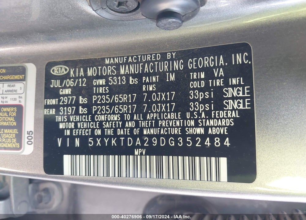 2013 KIA SORENTO LX V6 VIN: 5XYKTDA29DG352484