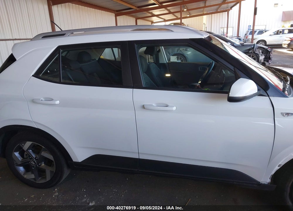 2023 HYUNDAI VENUE SEL VIN: KMHRC8A38PU222080