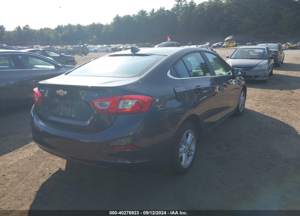 2017 CHEVROLET CRUZE LT AUTO VIN: 1G1BE5SMXH7238828