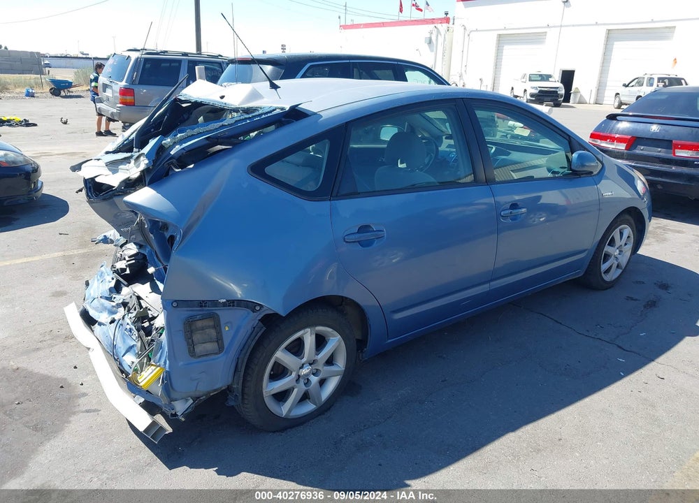 2007 TOYOTA PRIUS TOURING VIN: JTDKB20U777666551