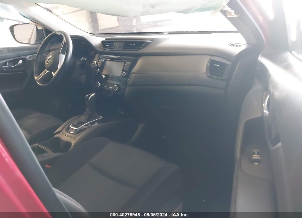 2017 NISSAN ROGUE SV VIN: JN8AT2MV5HW284106