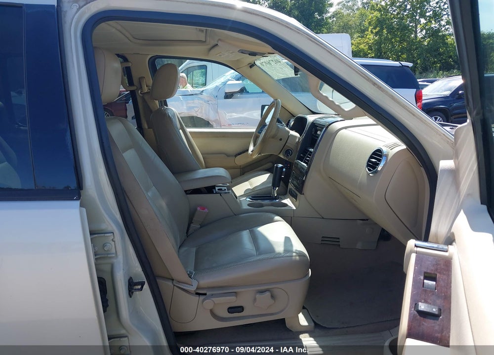 2006 FORD EXPLORER VIN: 1FMEU75E76ZA05834