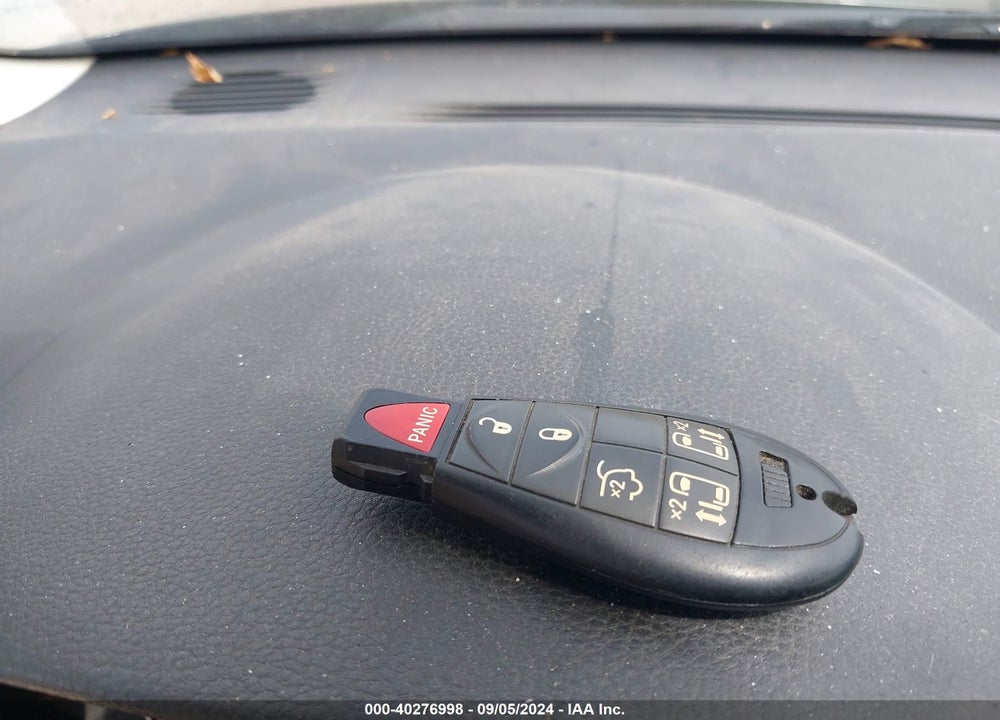 2012 VOLKSWAGEN ROUTAN SE VIN: 2C4RVABG8CR217590