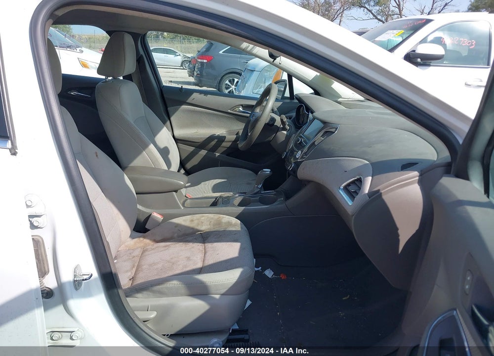 2018 CHEVROLET CRUZE LT AUTO VIN: 1G1BE5SM7J7205243
