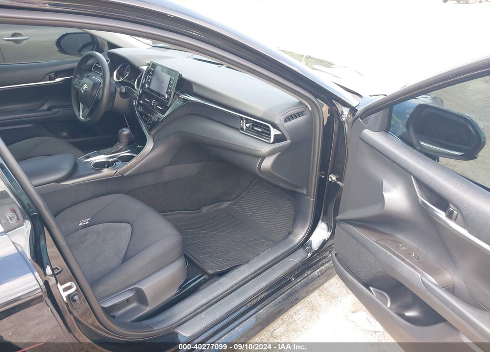 2021 TOYOTA CAMRY LE HYBRID VIN: 4T1C31AK4MU031823