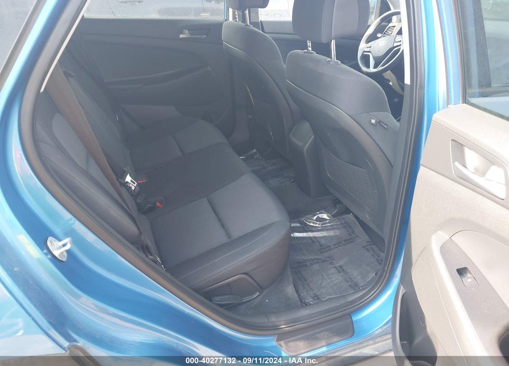 2017 HYUNDAI TUCSON SE VIN: KM8J3CA43HU465290