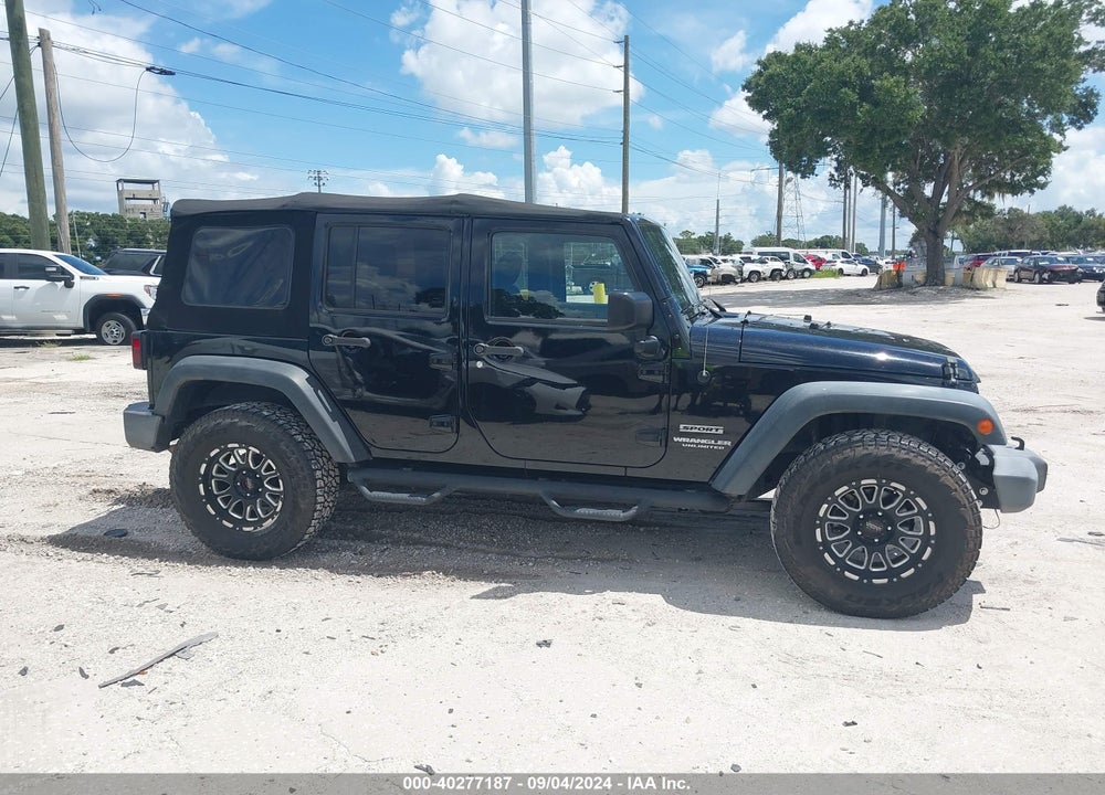 2015 JEEP WRANGLER UNLIMITED SPORT VIN: 1C4HJWDG3FL565568
