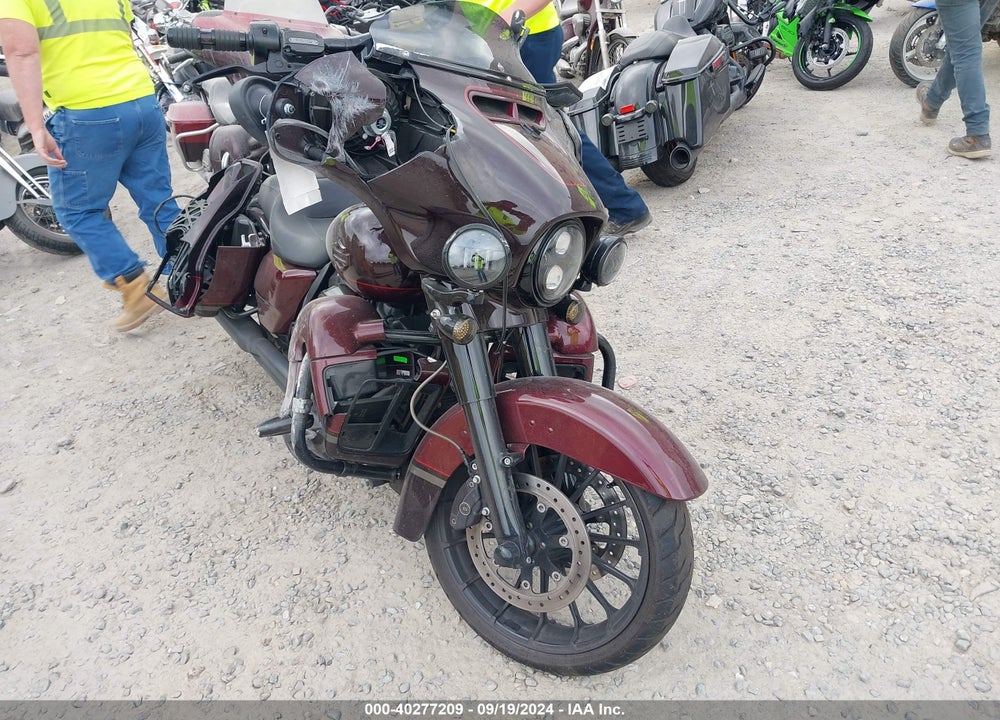 2019 HARLEY-DAVIDSON FLHXSE VIN: 1HD1PXL14KB952308